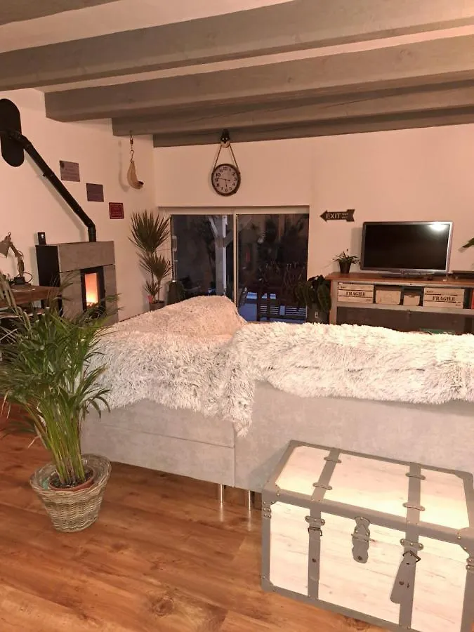 Lou Majyla Hotel Beaumarches Guest house