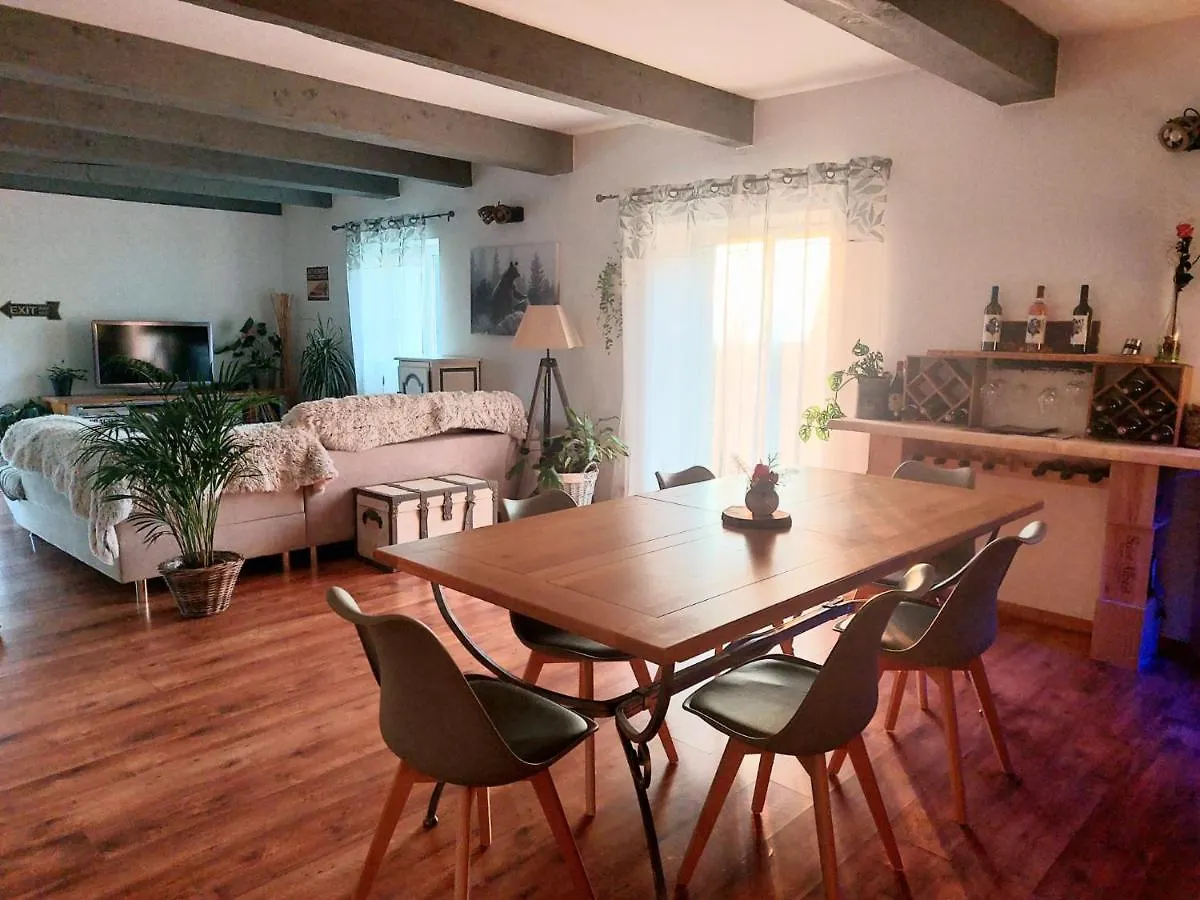 Lou Majyla Hotel Beaumarches France